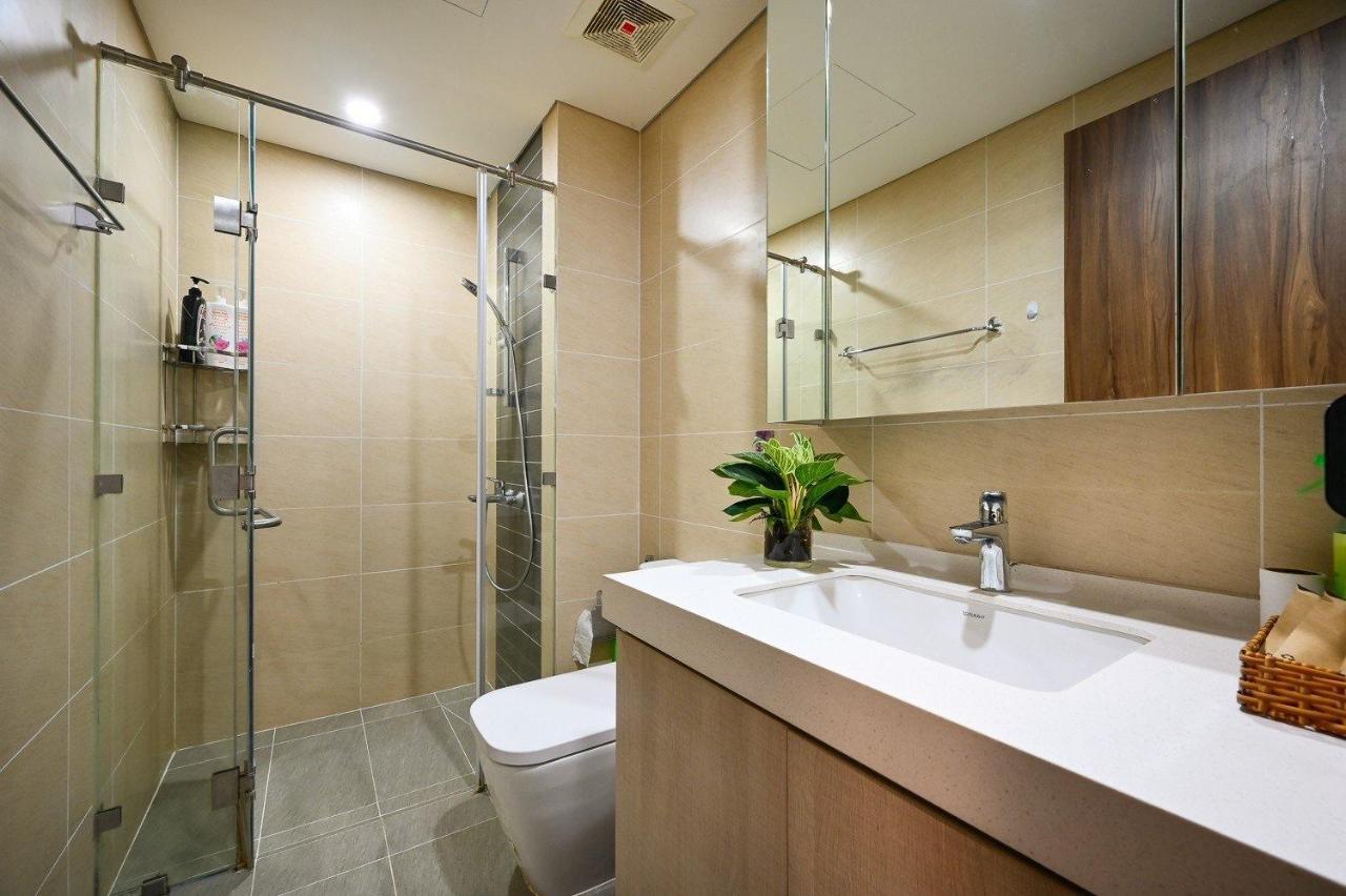 Qhome Dlux 2Pn Cidade de Ho Chi Minh Exterior foto